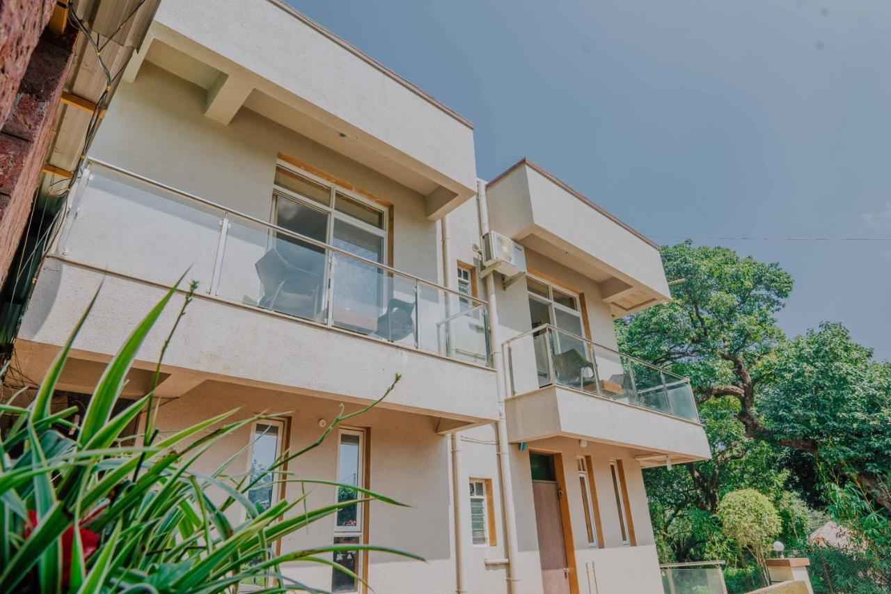 فندق ماهاباليشوارفي  The Oak Woods المظهر الخارجي الصورة